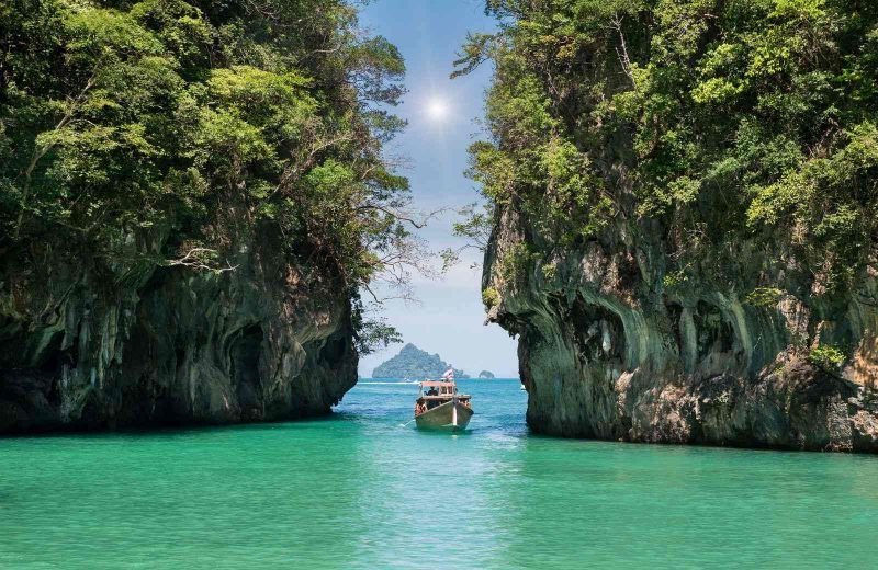 Thailand is a true gem and one of the cheapest countries in the world.