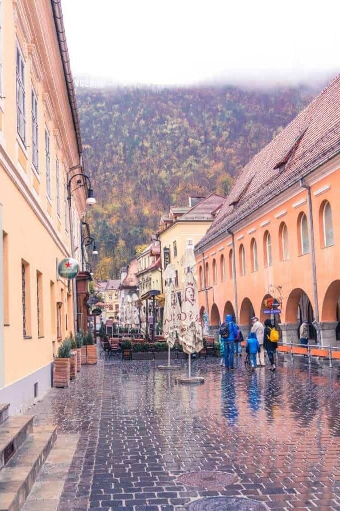 Best things to do in Brasov, Romania: a quick guide on what to see and where to go in this Transylvanian city!